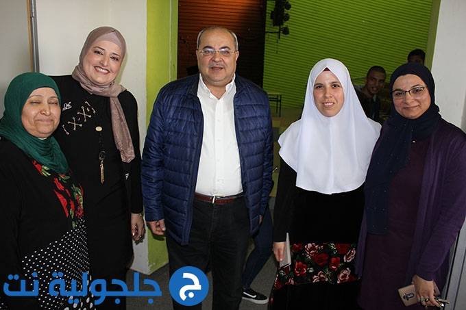 ندوة انتخابية لطلاب ثانوية جلجولية بمشاركة نواب عرب